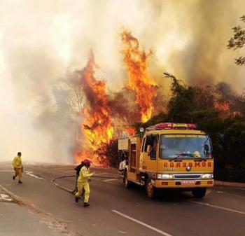 Ministerio de trabajo insta a otorgar permiso a funcionarios bomberos